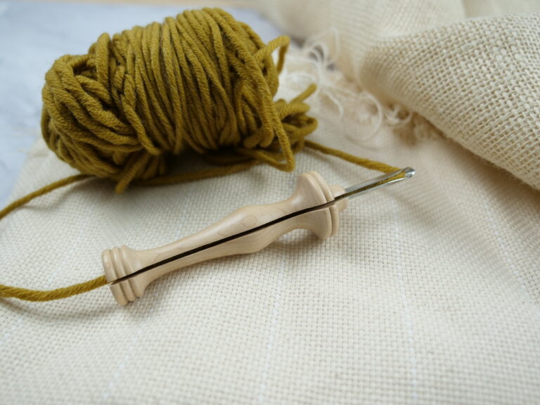 Oxford Punch Needle mit Wolle und Monk's Cloth